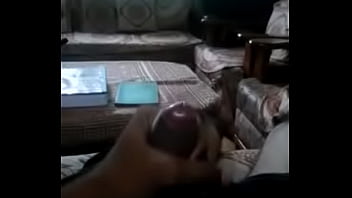 Goyang-goyang Sendiri Ala Indonesia Yang Bikin Kamu Klepek-klepek