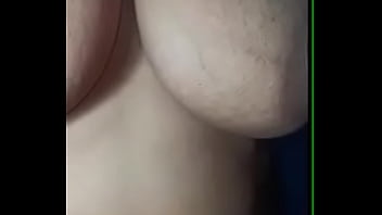 Payudara Montok Tante Desi Yang Menggoda