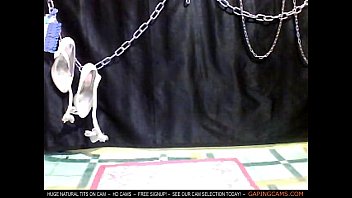 Cewek Asia Live Cam Payudara Besar Di Olesi Minyak Dan Dihisap Part 1