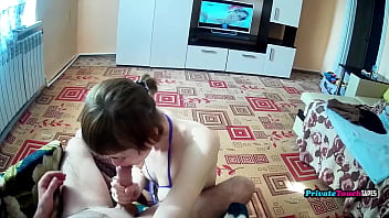Ranjang Pagi Digoyang Gadis Rusia Langsing Bertubuh Seksi, Blowjob Panas Berujung Crot Di Mulut