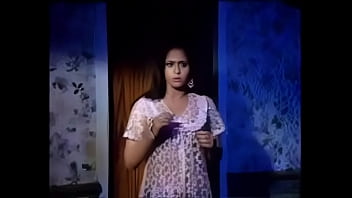 Gadis India Seksi Di Film B-grade Yang Bikin Napsu Bergolak