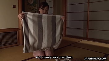 Istri Jepang, Emi Sasaki, Meraba-raba Sendiri Larut Malam Tanpa Sensor
