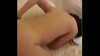 Menggila Ranjang Dengan Sahabatku Yang Cantik Dari Tiongkok