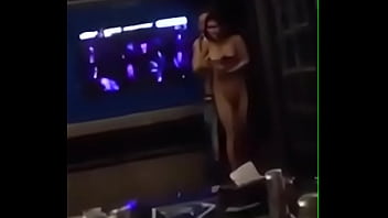 掃不掉的騷！中國再爆淫亂ktv 男女激戰「三人行」火辣裸照全流出