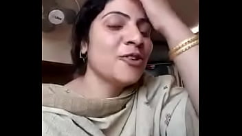 Istri Desi Yang Menggoda Dan Penuh Gairah