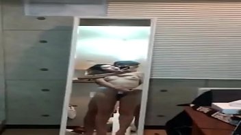 Gadis Asia Panas Terungkap Dalam Keadaan Menggoda