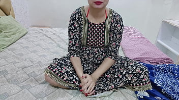 Kakak Tiriku Sendirian Di Kamar, Aku Ikut Masuk Dan Mengelus Vagina Di Malam Hari Saat Kakak Tiriku Ada