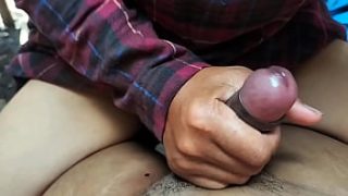 Video Panas Pembantu Dan Bos Beraksi Di Belakang Rumah