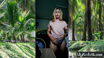 Remaja Asia Montok Lily Koh Berpose Menggoda Sebelum Merangsang Diri Sendiri Hingga Puas