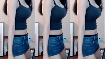 Cô Gái Trung Quốc Uốn éo Quyến Rũ Mời Gọi Anh đưa Em Lên đỉnh