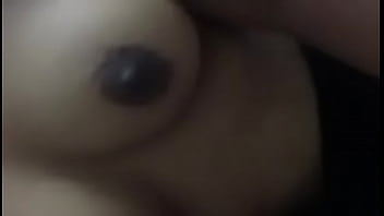 Puting Susu Gelap Yang Menggoda