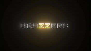 Dimakan Hingga Habis – Alexis Tae / Brazzers / Tonton Adegan Panas Lengkap Di Www.zzfull.com/lithe