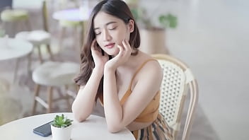 Gadis Indonesia Seksi Menggoda, Imut Dan Cantik Memikat
