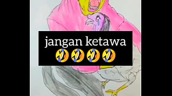 Gadis Montok Tertawa Penuh Gairah
