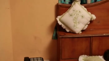 Istri Arab Seksi Yang Bergairah Dengan Suami Muslimnya