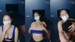 Cewek Seksi Pamer Payudara Montok Untuk Cowok Kesayangan
