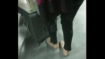 Pantat Sempit Desi 2: Nikmat Yang Tak Terlupakan