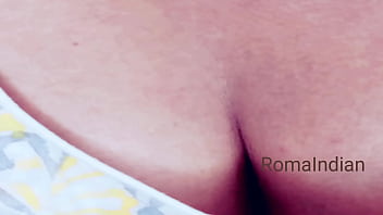 Gadis Seksi India Pamer Belahan Dada Menggoda Untuk Saudara Tirinya