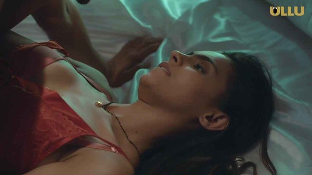 Episode 6: Panasnya Bibir Merah Di Ranjang Malam