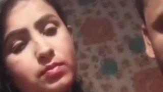 Istri Manis Desi Bugil Bercinta Panas Dengan Suami