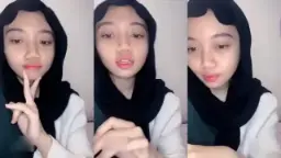 Rarah Hijaber Dada Montok Mengocok Payudara Sendiri