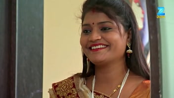 Pameran Pusar Dalam Dan Menggoda Dari Bintang Serial India