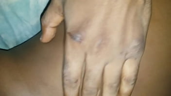 Menggoda Ibu Tiri Di Kamar Tidurnya