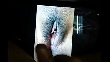 Kontolku Menumpahkan Isinya Di Dalam Memek Desi Yang Panas