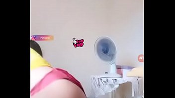 Tayangan Panas Di Bigo Live: Aksi Mesra Dan Goyangan Menggoda
