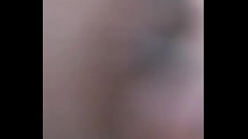 Goyang Tante Di Kamar Mandi Dengan Suara Mesum Hindi Yang Menggoda