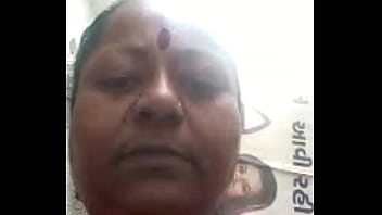 Ibu India Yang Menggoda