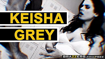 Keisha Grey: Menggoda Di Kamar Ganti Dengan Payudara Besar
