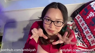 Ambiyah Mesum Dengan Sahabat Karibnya