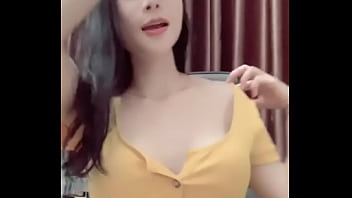 Live Bigo Khoe Vòng Một Nóng Bỏng Mê Hồn