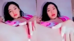Gadis Kecil Yang Masih Perawan Dan Merona Merah Muda