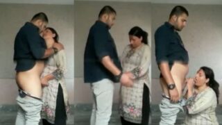 Istri Selingkuh Kasih Blowjob Desi Di Luar Rumah Untuk Kekasih Gelapnya