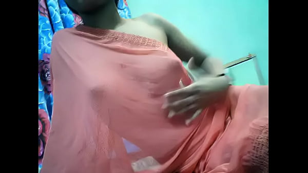 Tampilan Ranum Payudara Gadis India Panas Di Kamera