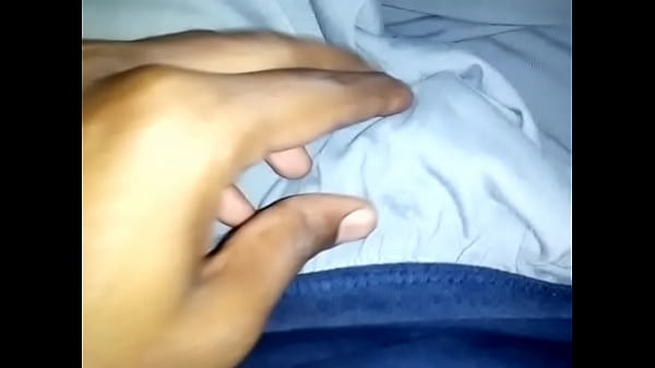 Ayesha Singh: Gadis Seksi Yang Bikin Nafsu Bergelora