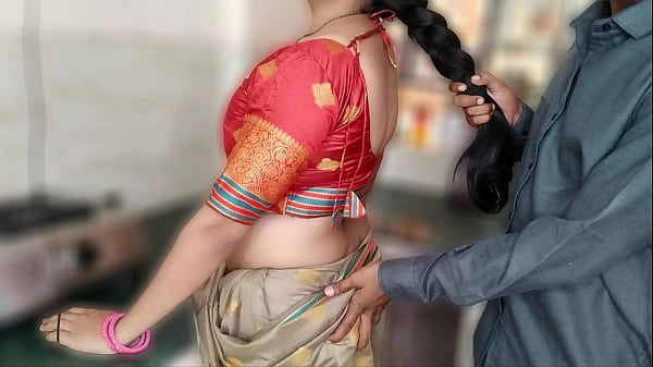 गांव की गर्म भाभी ने पहली बार किचन में देवर के साथ मचाया धमाल, देसी बॉडी की टाइट चूत का वायरल वीडियो