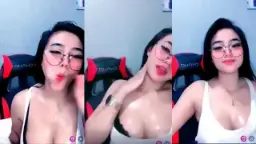 Celupin Kontol Ke Belahan Payudara Basah Yang Bikin Sange