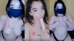 Tante Miya Menggoda Dengan Remasan Payudara Sensual Secara Live