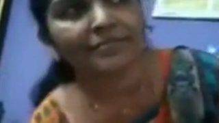Tante Tamil Buka Celana Dalam Di Panggilan Video