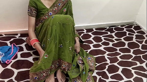 Ibu Tiri India Yang Menggoda Bercinta Panas Dengan Anak Tirinya Di Dapur! Sang Ayah Tak Tahu, Dengan Audio Jelas, Bisikan Mesum Ibu Tiri India Dalam Bahasa Hindi
