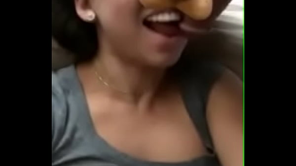 Gadis India Yang Mahir Mengulum