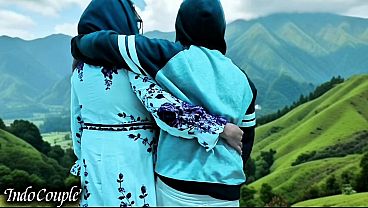 Istri Berhijab Yang Setia Menggoyang Ranjang Dengan Kekasih Gelap Saat Suaminya Asyik Berlibur Di Bali, Menelan Setiap Tetes Nafsu Hingga Tak Tersisa.