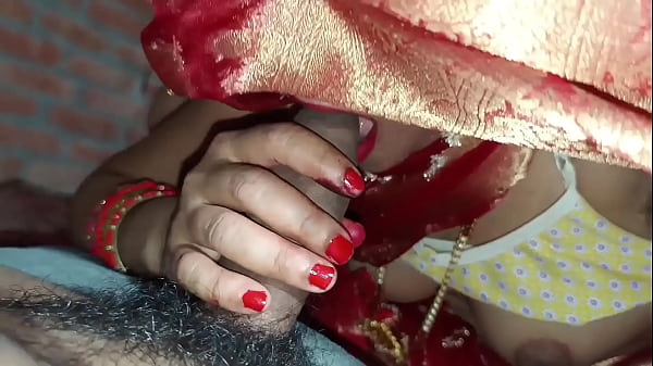भाभी की गर्म मूत से भरी गांड और बुर का मजा लेते हुए हिंदी वीडियो