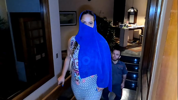 Festa De Despedida De Solteira Árabe Desi Com Anão Bombeiro Sensual Do Sbt – Pitoco173
