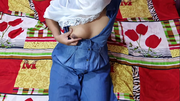 Kakak Tiri Dan Adik Laki-laki Menggila Di Ranjang, Memuaskan Gadis Desa Yang Haus Nafsu