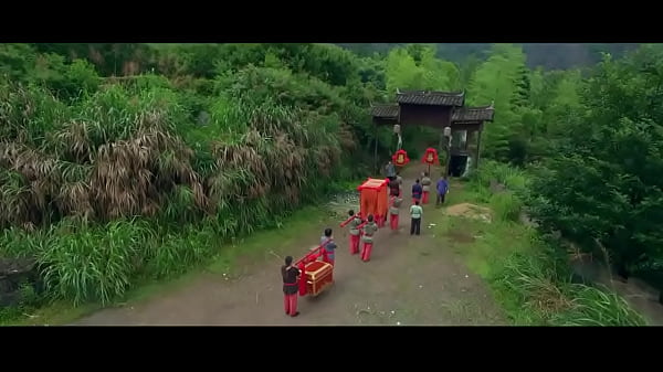 Gai Nhà Thanh Lột Y Phục Cổ Trang, Mê Hoặc Lão Gia