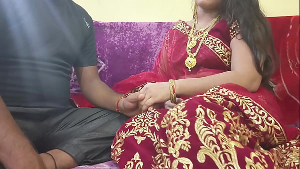 भाभी ने अपनी सुहागरात के दिन, मस्त घागरा-चोली में सजकर, पति से पहले देवर की चूत का मजबूत इलाज किया